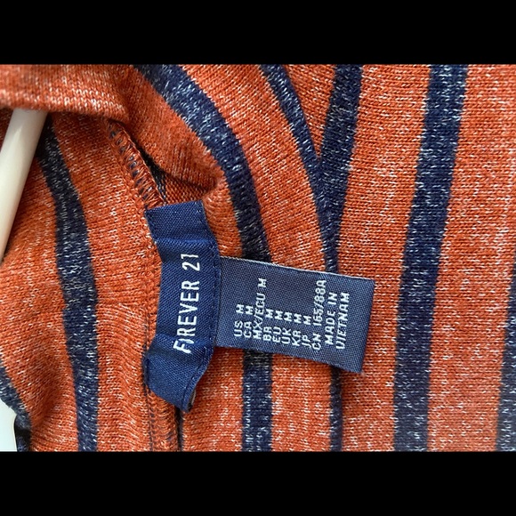 striped cropped mock long sleeve t-shirt - Picture 3 of 4